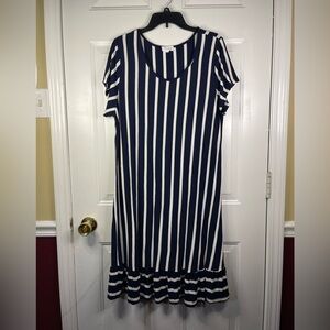 Foxxy short sleeve‎ striped long dress. Size 2X